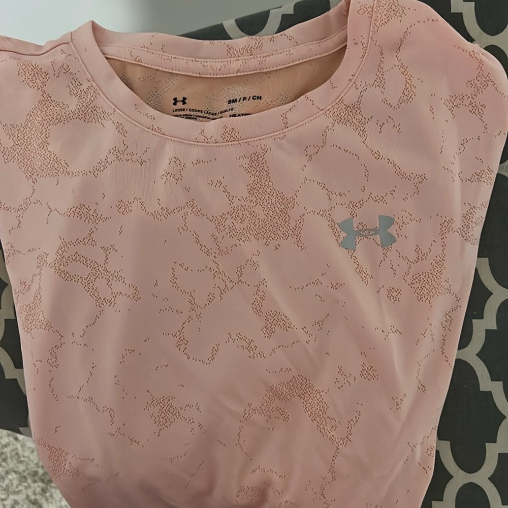 UNDER ARMOUR -small